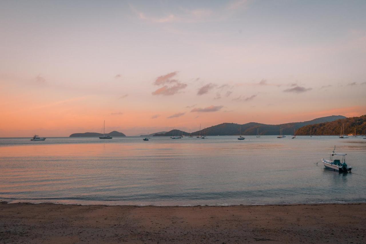 The Mooring Resort 攀瓦海滩 外观 照片